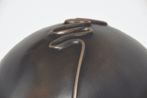 Confiné-e (détail), Bronze patine Barrèges, 29 x 24 x 24 cm