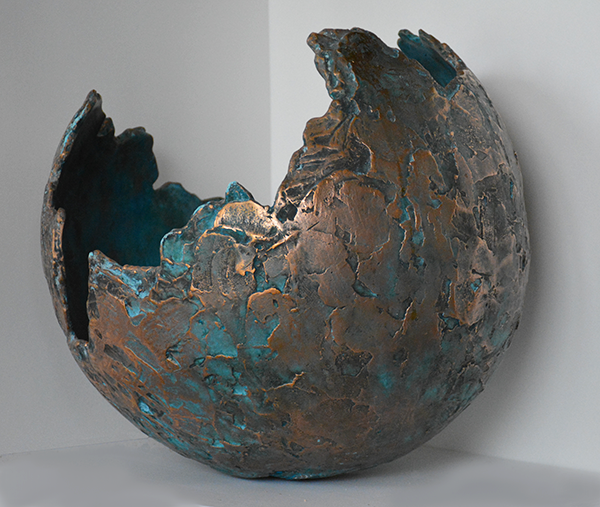 Sphère verte, 2014, Bronze patine verte, 39 x 39 x 35 cm