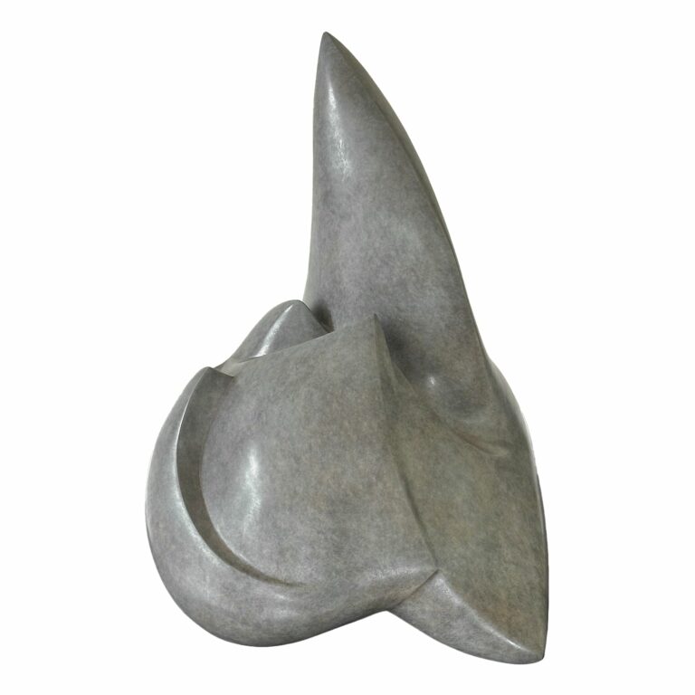 Paloma 1, 2024, Bronze patine, 41 x 36 x 33 cm